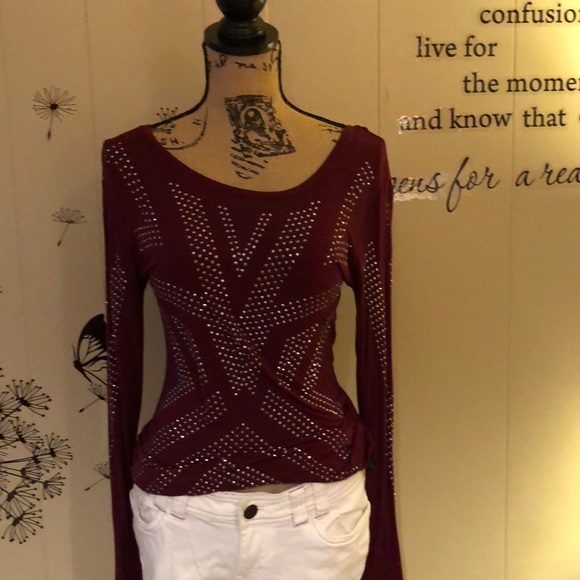 Like NEW glitter and glam shirt - Picture 1 of 3